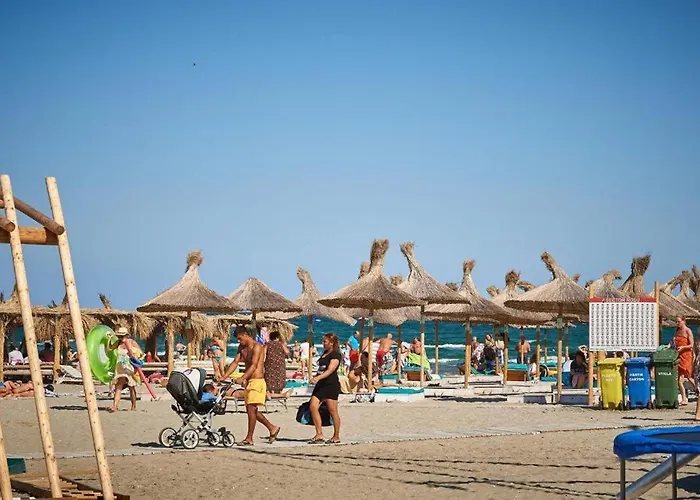 Apartament Complex By Alz